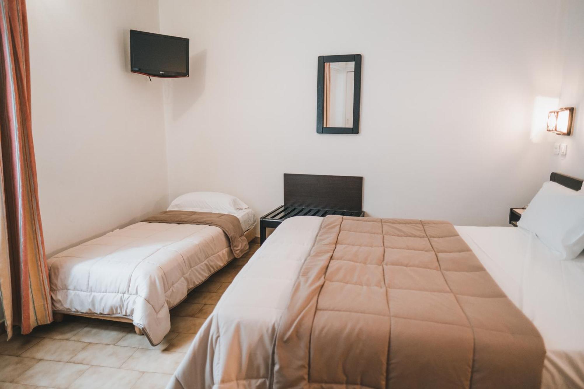 Hotel & Residence Le Subrini Porto  Exterior photo