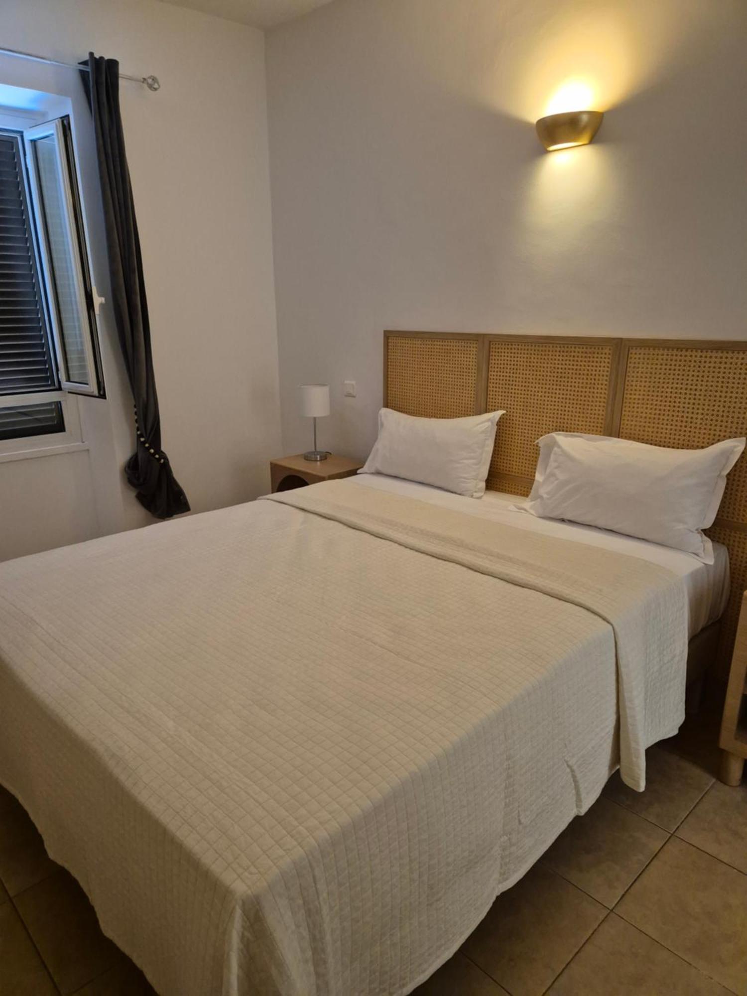 Hotel & Residence Le Subrini Porto  Exterior photo